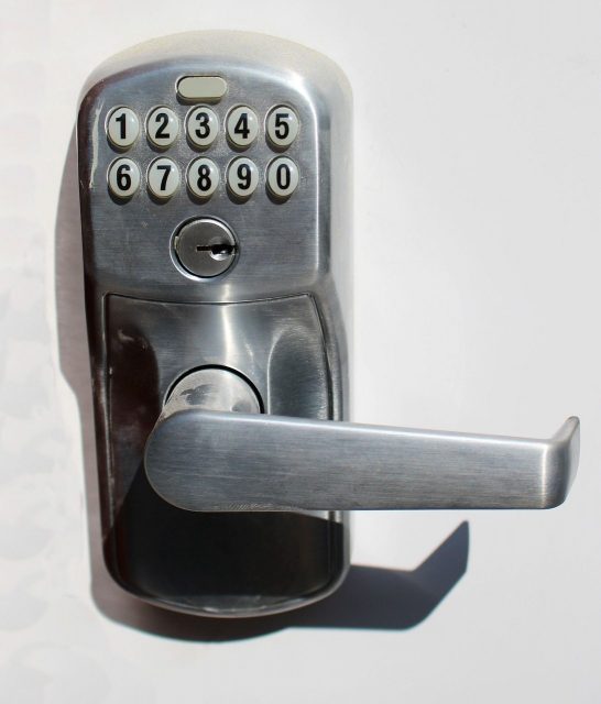 Øg sikkerheden med elektroniske låse